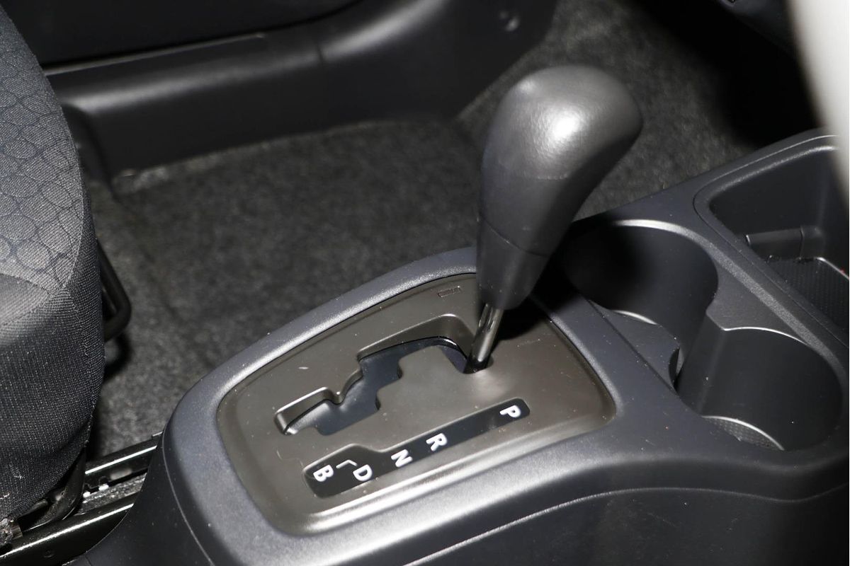 2014 Mitsubishi Mirage ES LA