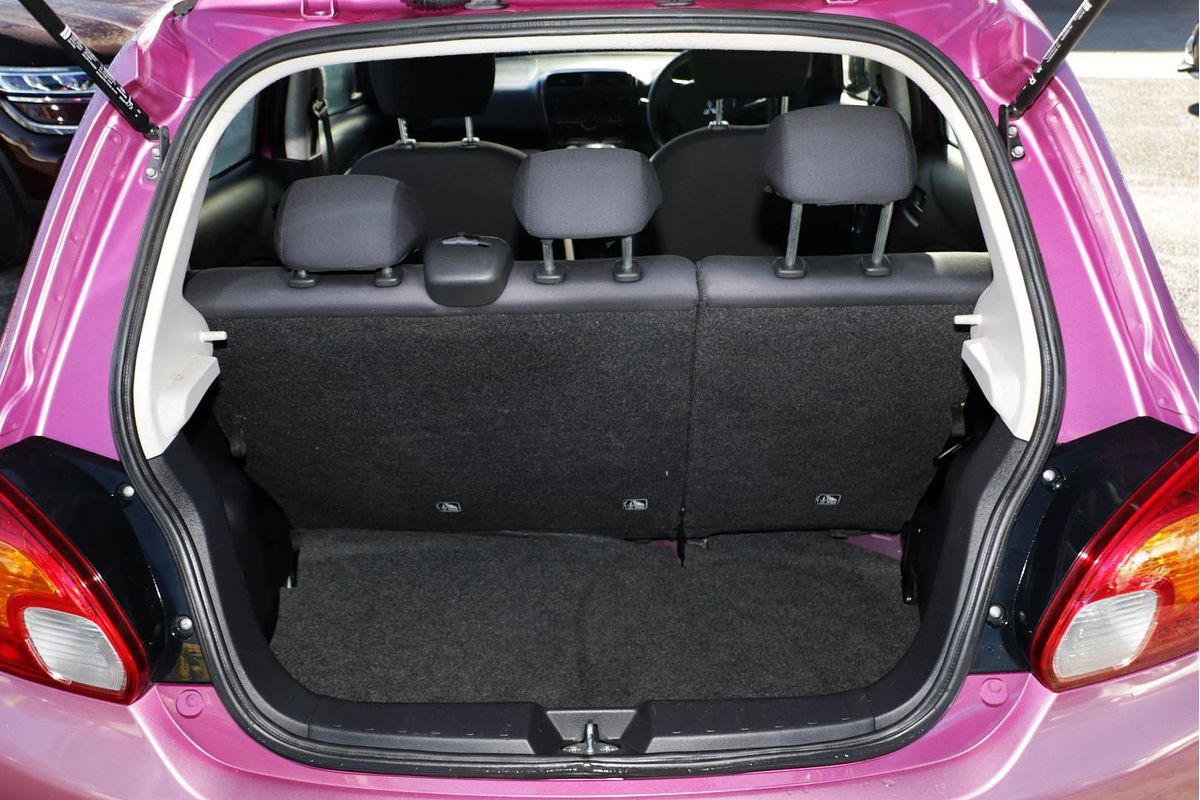 2014 Mitsubishi Mirage ES LA