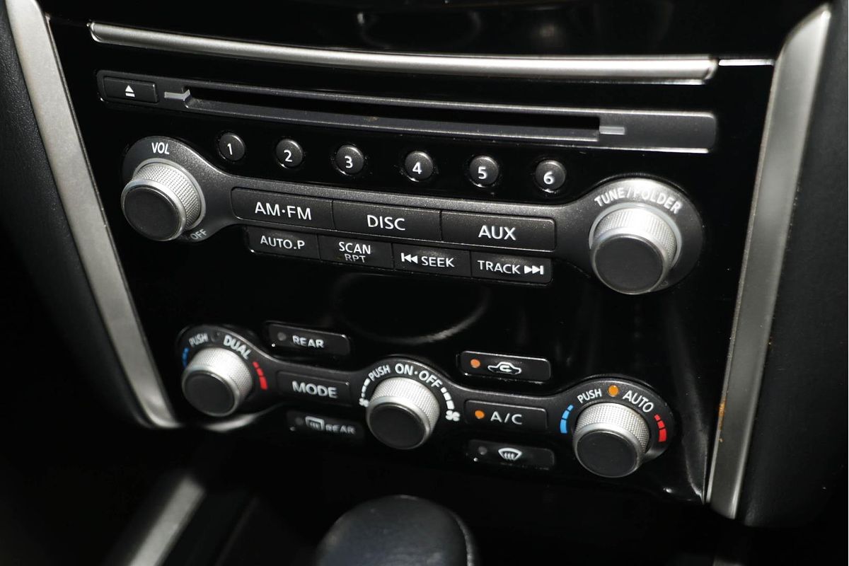 2016 Nissan Pathfinder ST-L R52