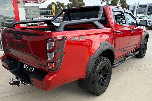 2025 Isuzu D-MAX BLADE 4X4