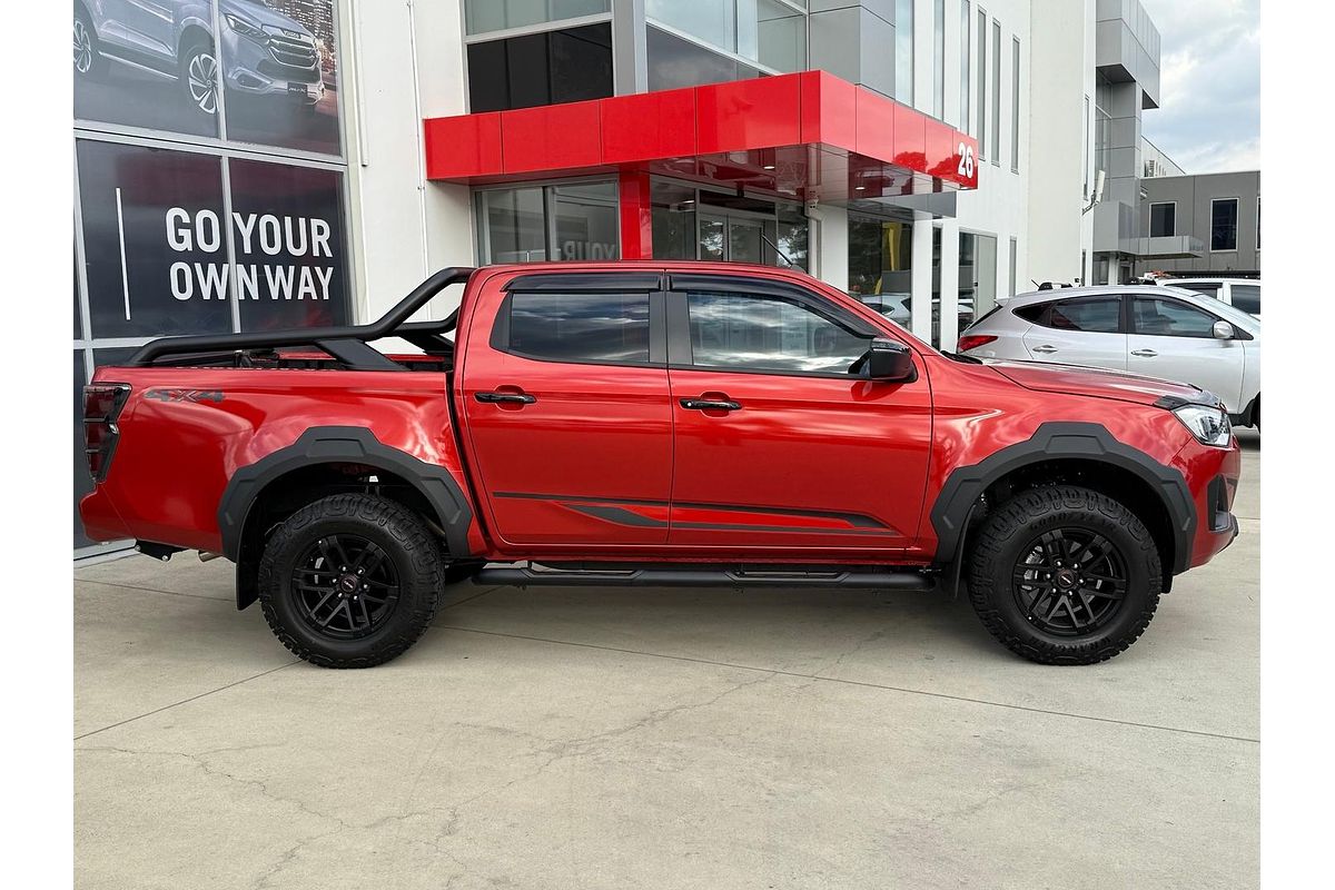 2025 Isuzu D-MAX BLADE 4X4