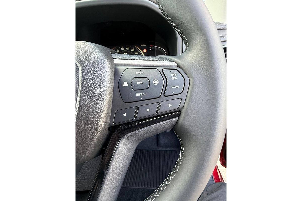2025 Isuzu D-MAX BLADE 4X4