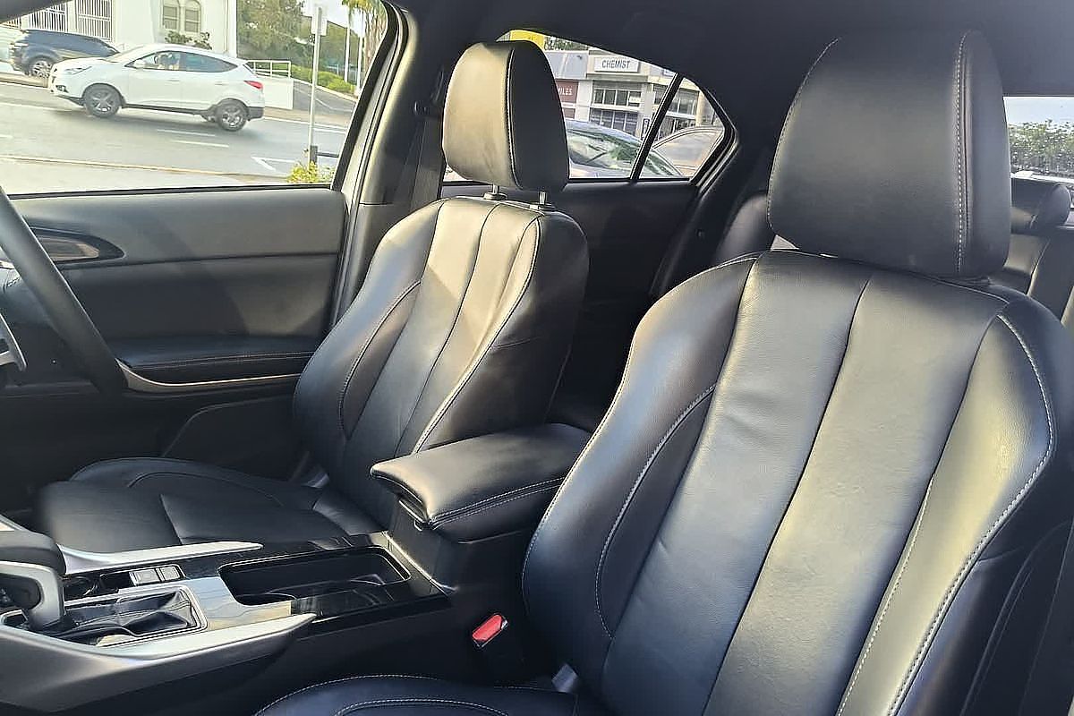 2022 Mitsubishi Eclipse Cross Exceed YB