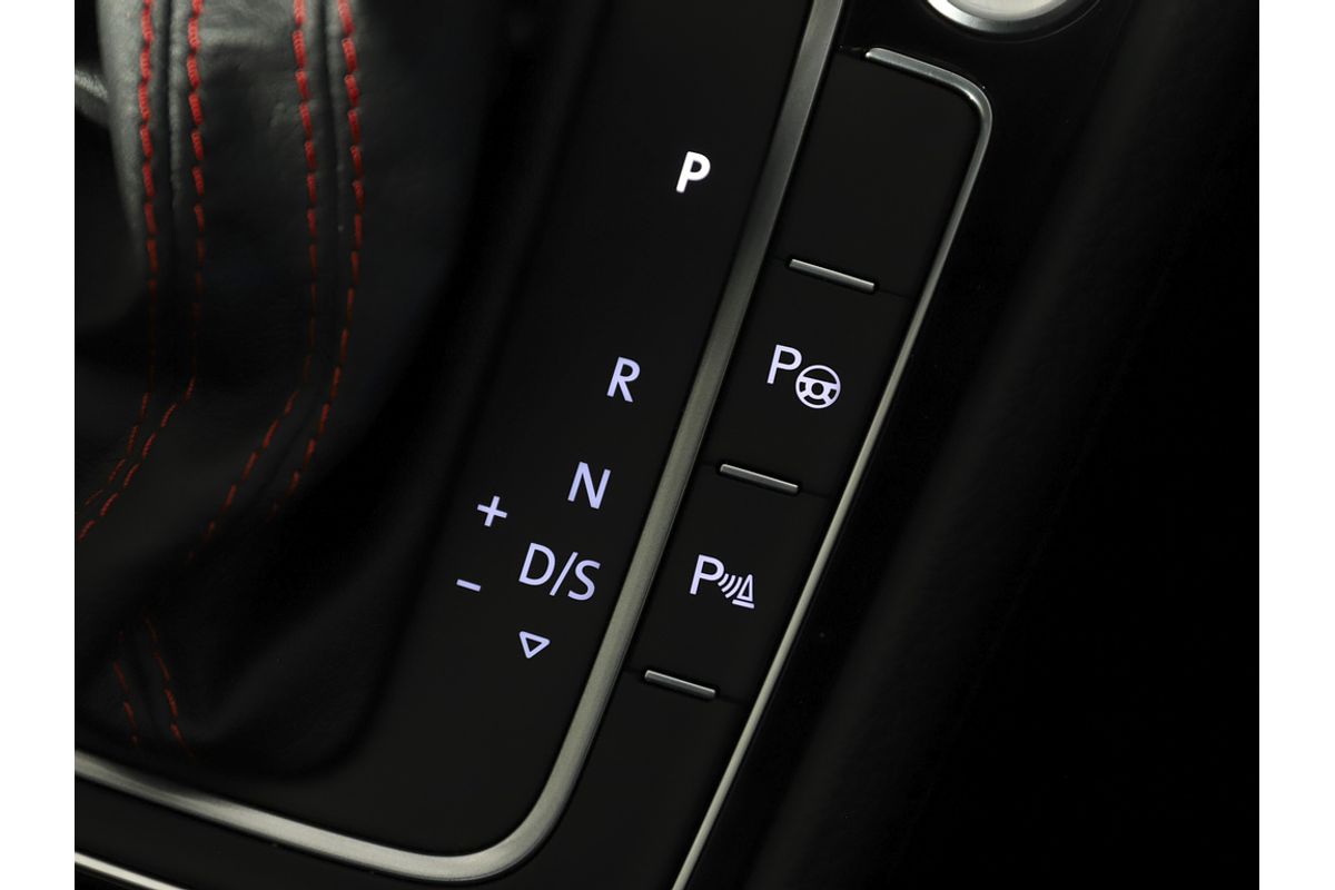 2020 Volkswagen Golf GTI 7.5