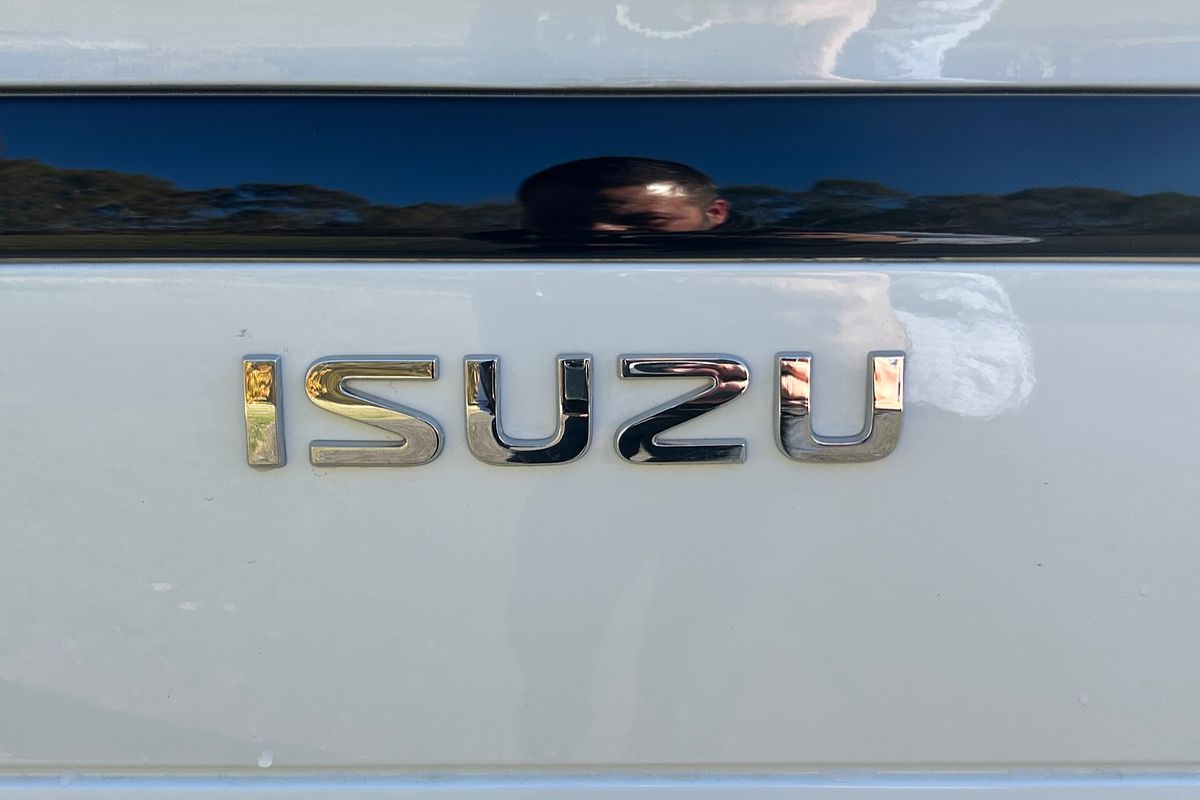 2025 Isuzu MU-X LS-U