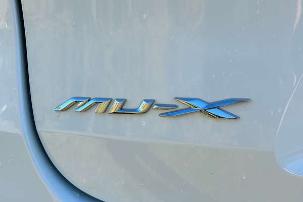 2025 Isuzu MU-X LS-U