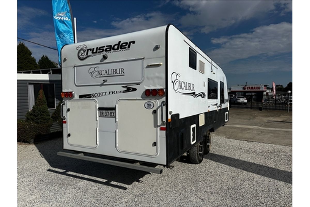 2015 Crusader EXCALIBUR CARAVAN