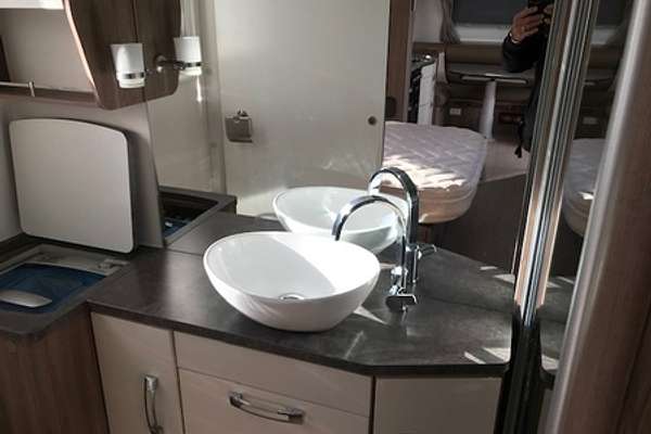 2016 Jayco SILVERLINE CARAVAN 21' (21.65