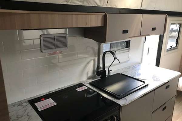 2024 Jayco DISCOVERY POPTOP 16.67-5.DY-MY25