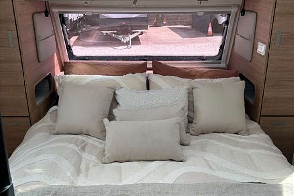 2025 Jayco SILVERLINE CARAVAN 22.68-5.SL-MY25