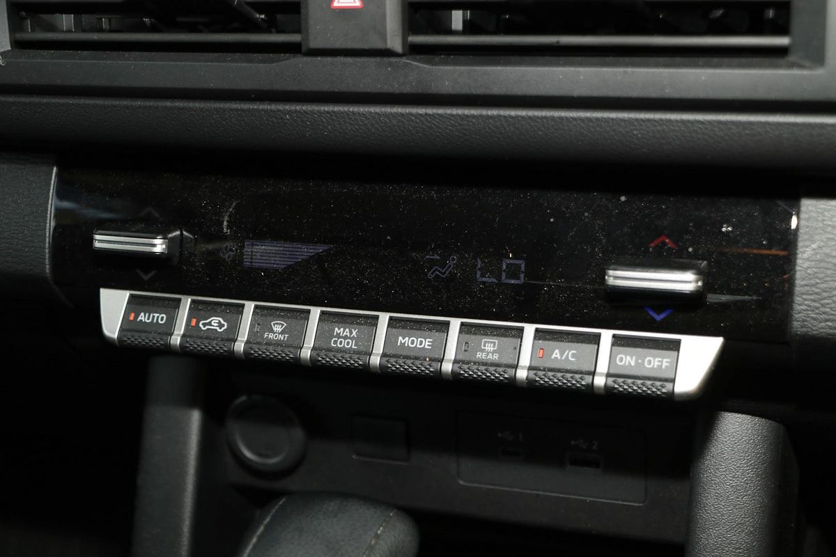 2024 Mitsubishi Triton GLX MV Rear Wheel Drive
