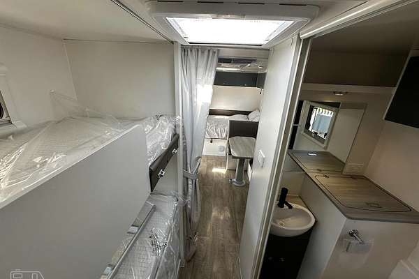 2025 Jayco STARCRAFT CARAVAN 19.61-3.BP.SC-MY25