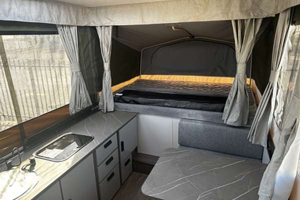 2025 Jayco LARK CAMPER OB.CP-MY25
