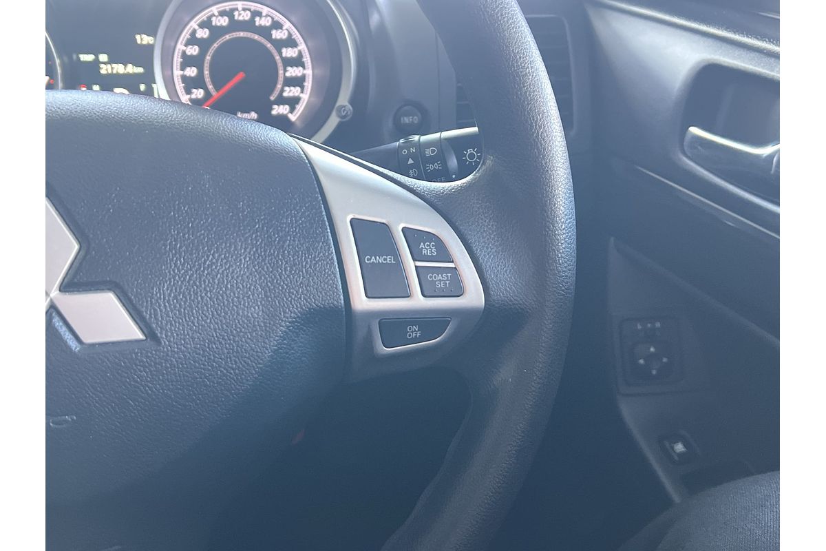 2017 Mitsubishi Lancer ES Sport CF