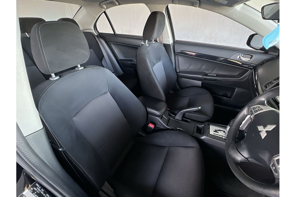 2017 Mitsubishi Lancer ES Sport CF
