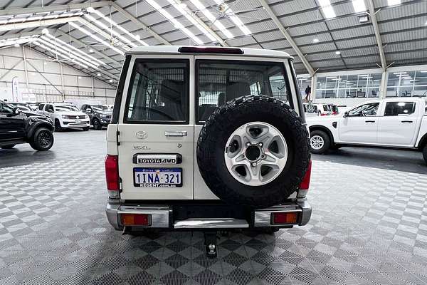 2020 Toyota Landcruiser GXL VDJ76R