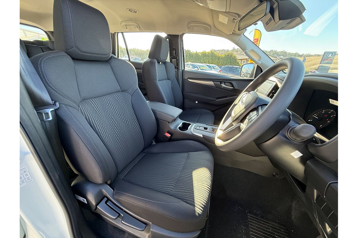 2025 Isuzu MU-X LS-M
