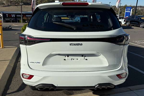 2025 Isuzu MU-X LS-M