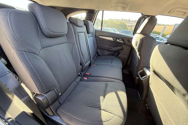 2025 Isuzu MU-X LS-M