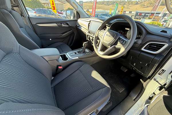2025 Isuzu MU-X LS-M