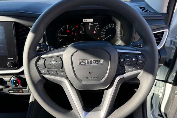 2025 Isuzu MU-X LS-M