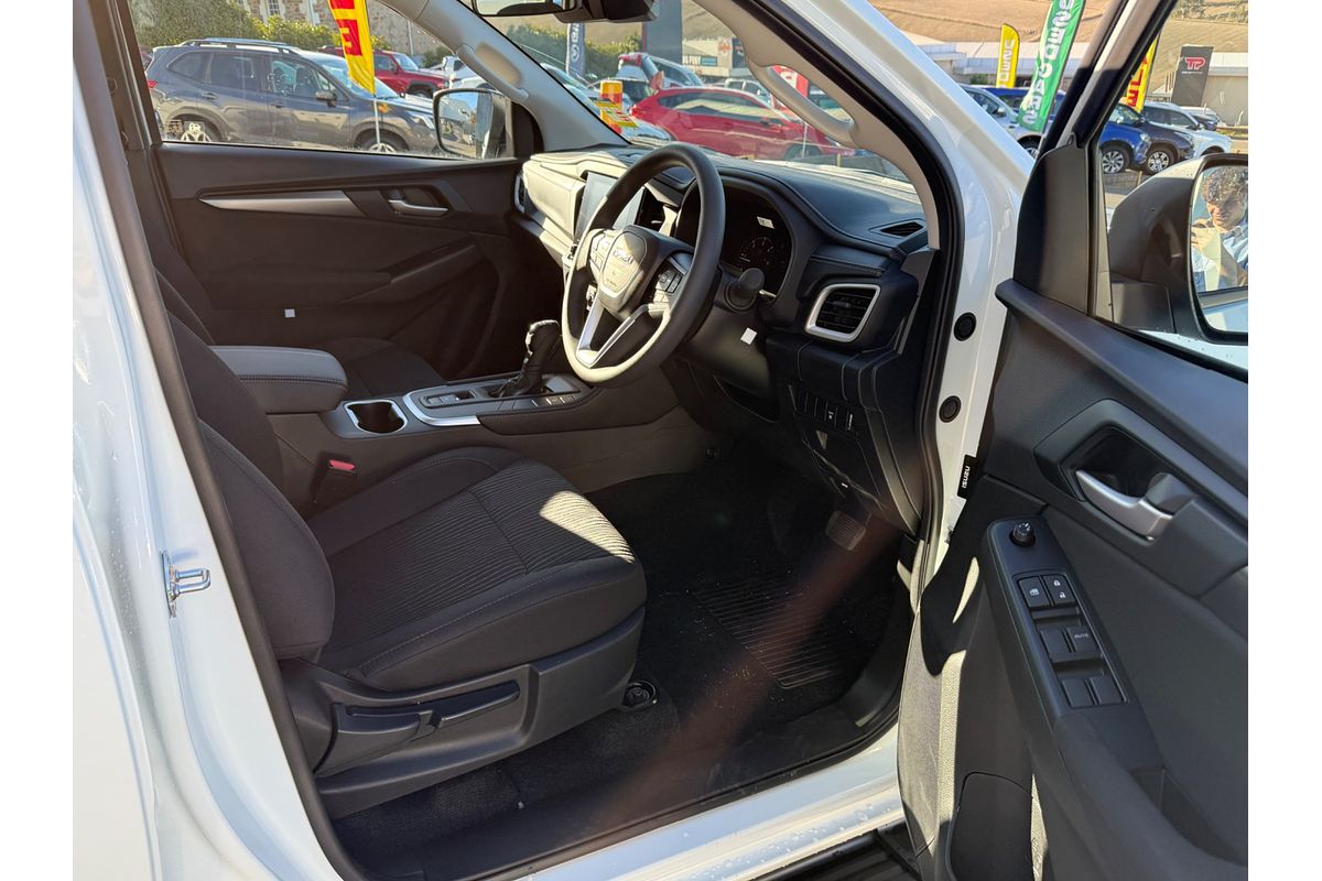 2025 Isuzu MU-X LS-M