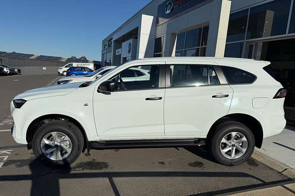 2025 Isuzu MU-X LS-M