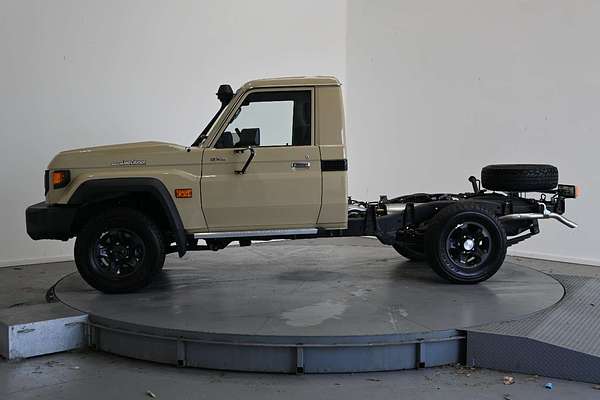 2025 Toyota Landcruiser GXL VDJL79R 4X4