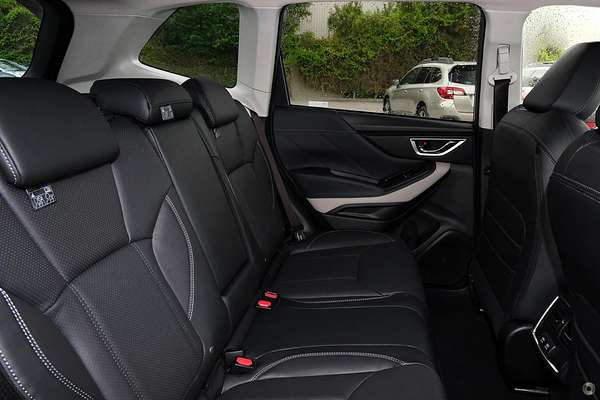 2024 Subaru Forester 2.5i-S S5