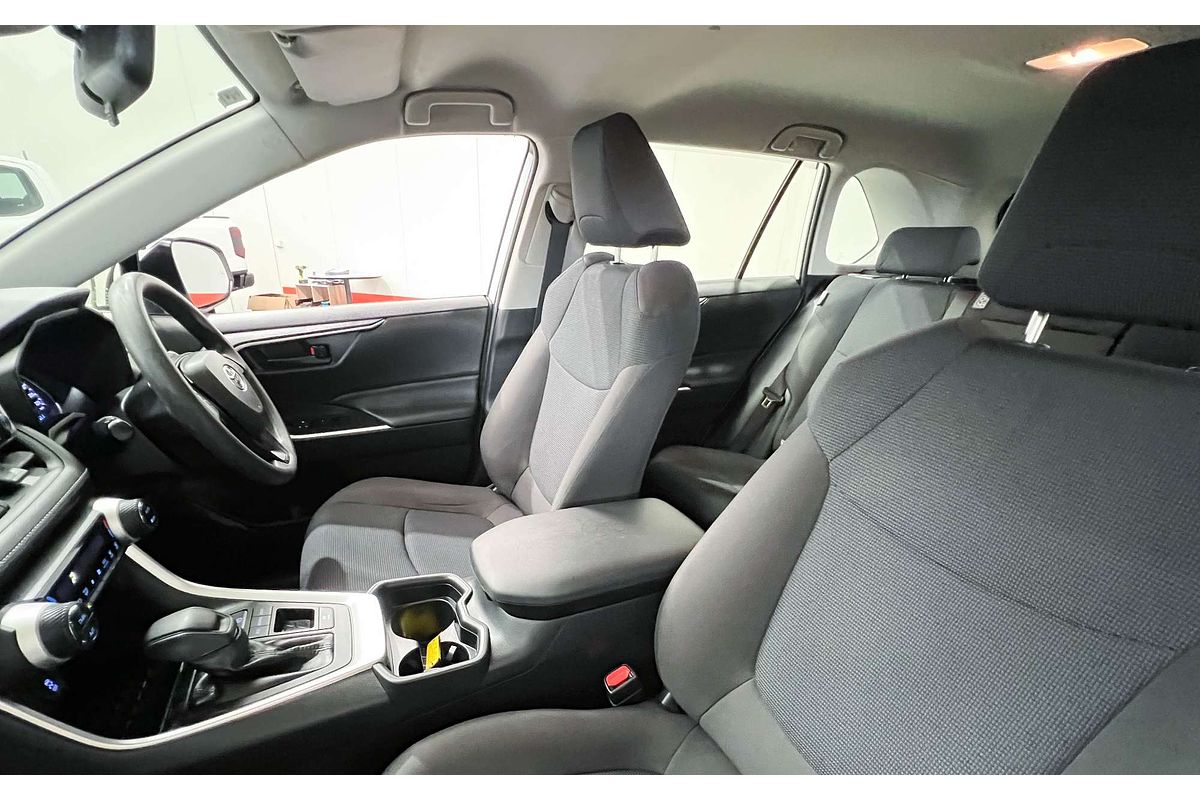 2020 Toyota RAV4 GX AXAH52R