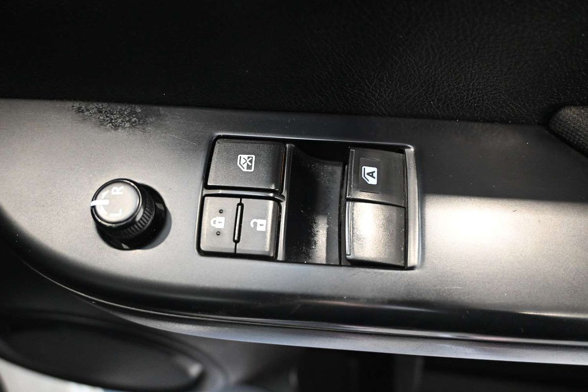 2020 Toyota Hilux Workmate TGN121R Rear Wheel Drive