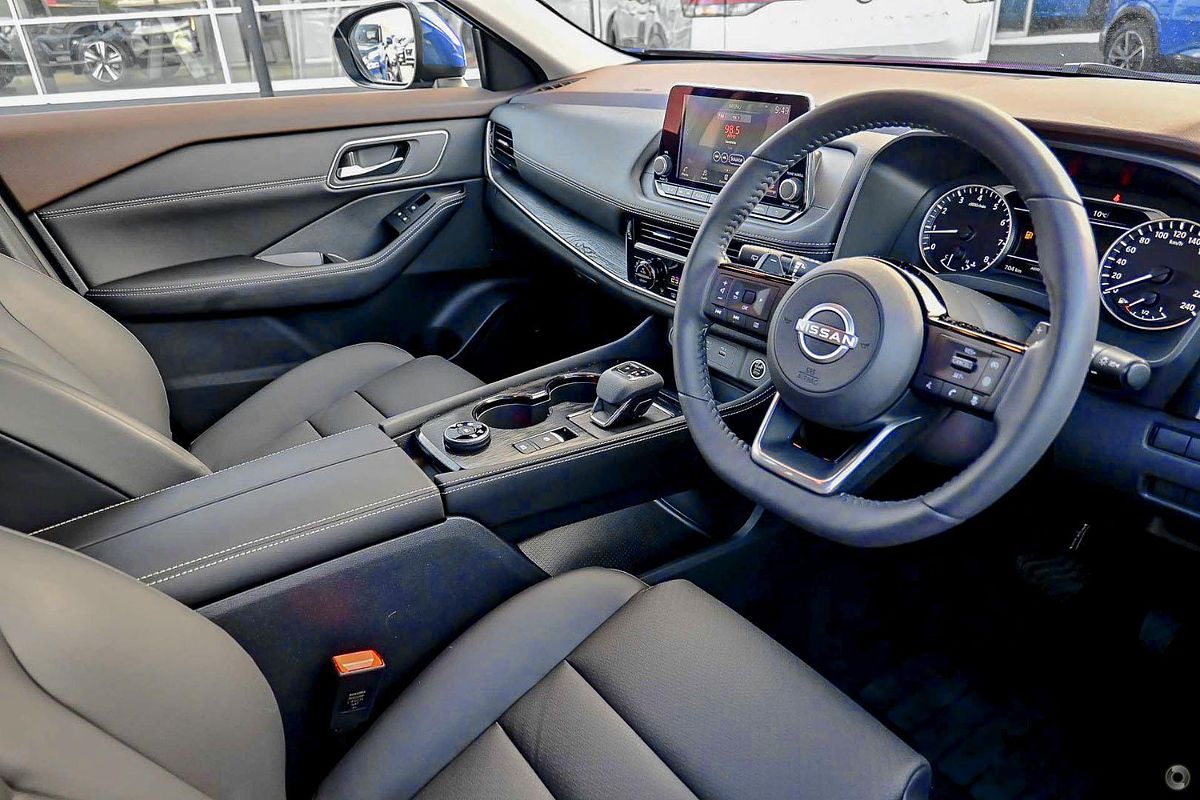 2024 Nissan X-TRAIL ST-L T33