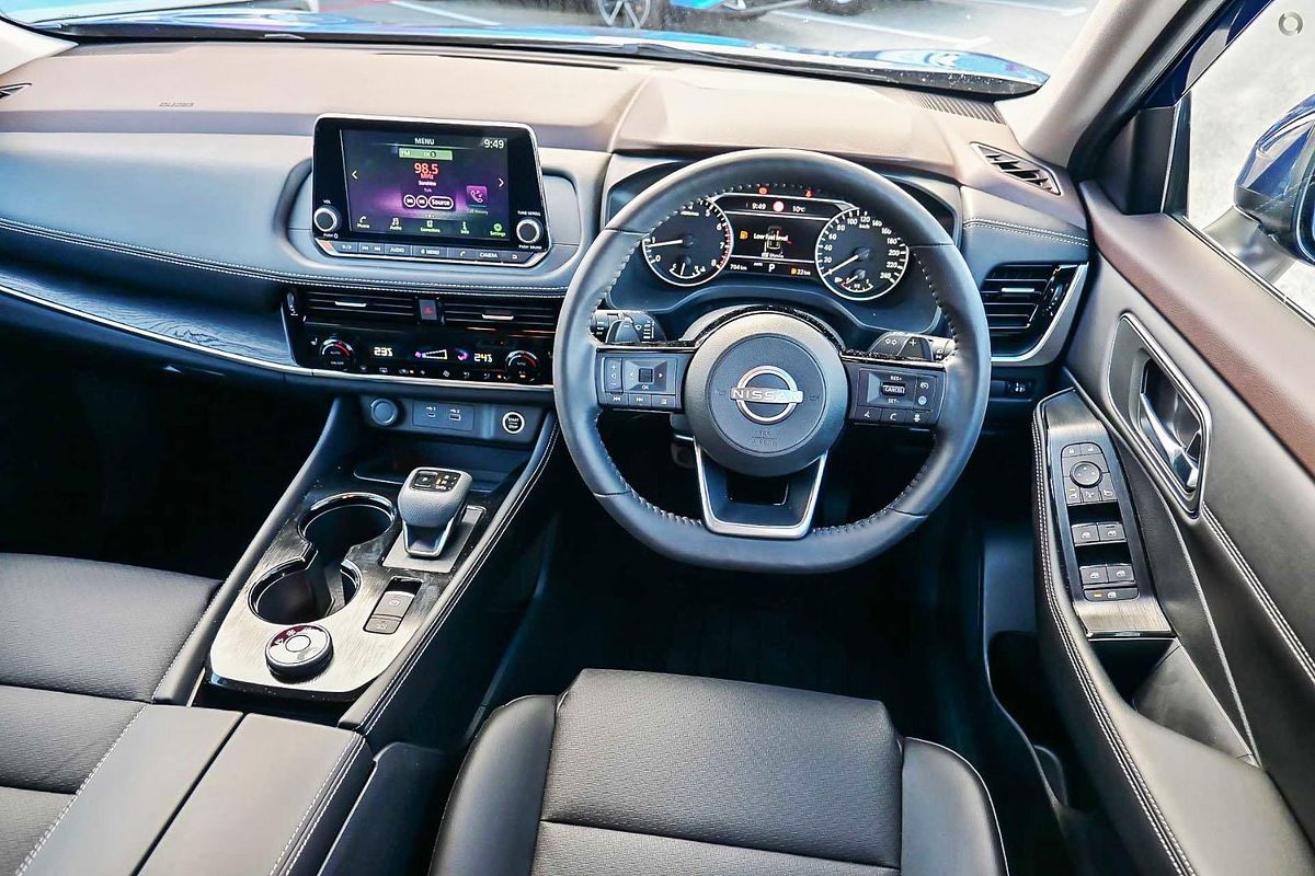 2024 Nissan X-TRAIL ST-L T33
