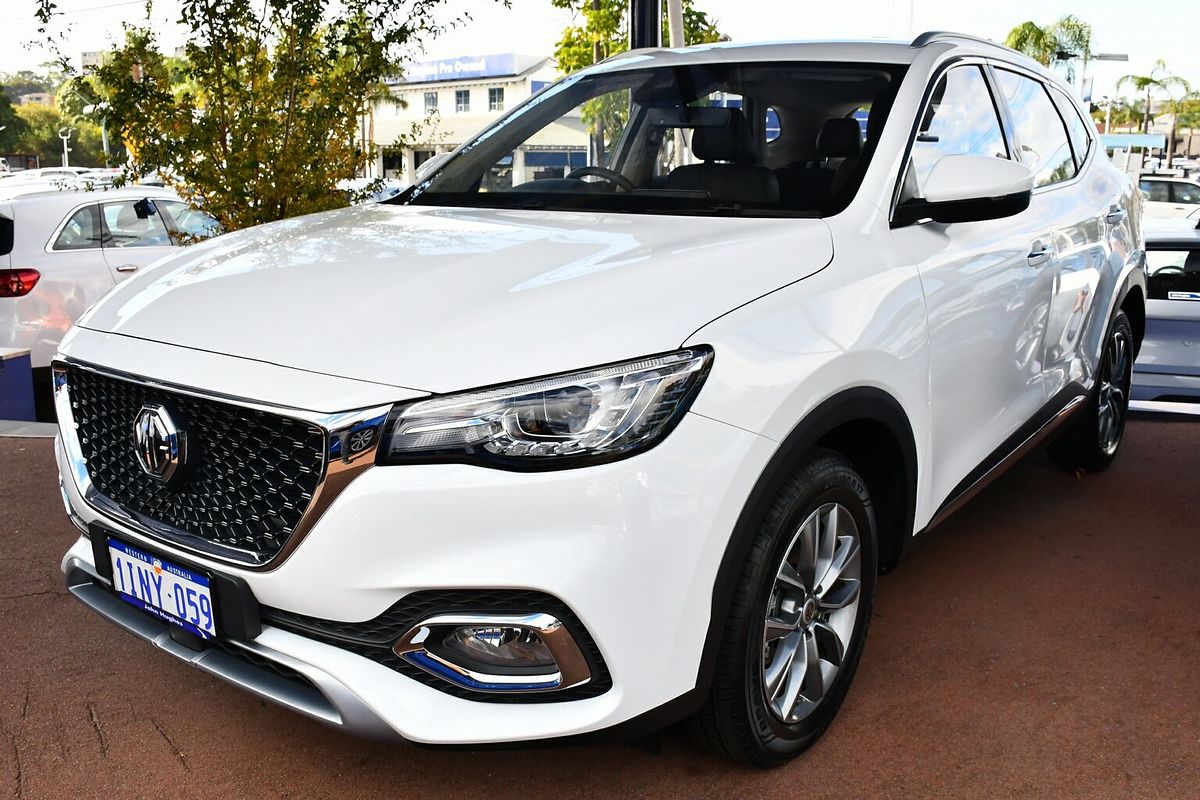 2024 MG HS Vibe SAS23