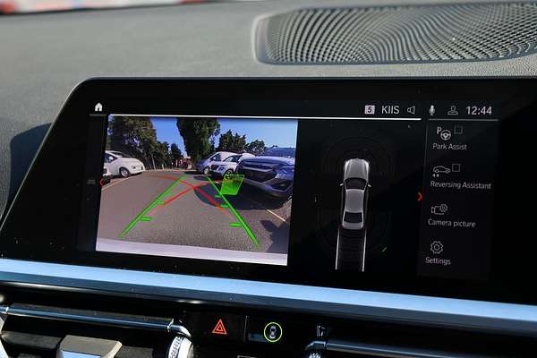 2022 BMW 3 Series 320i M Sport G20