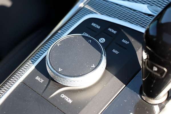 2022 BMW 3 Series 320i M Sport G20