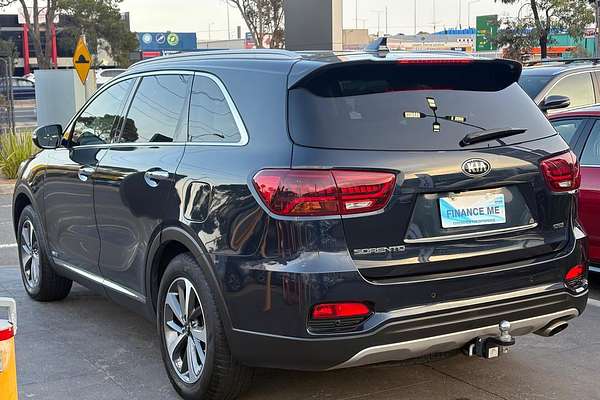 2019 Kia Sorento SLi UM