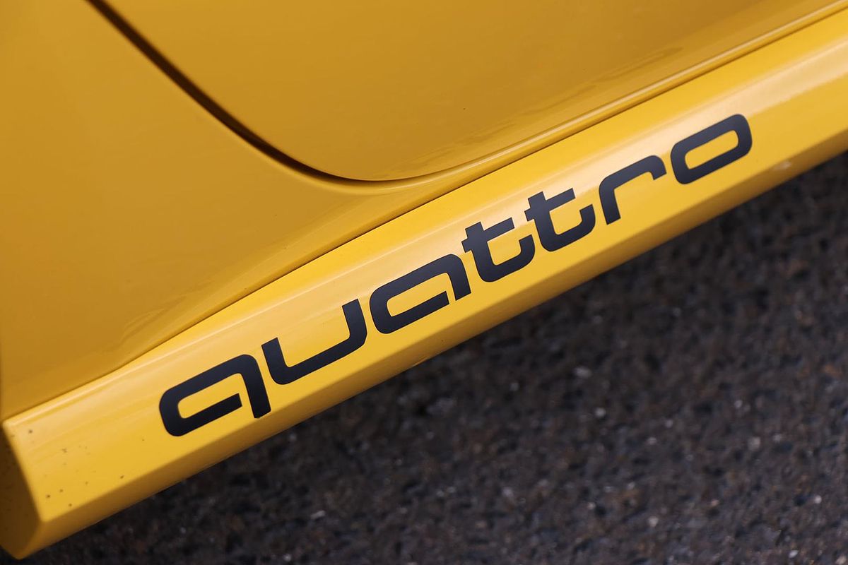 2015 Audi S1 8X
