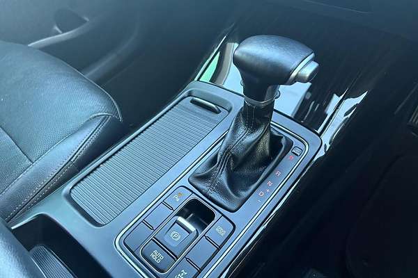 2019 Kia Sorento SLi UM