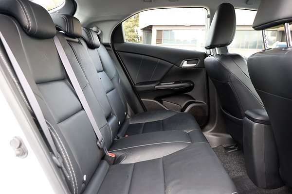 2013 Honda Civic VTi-L 9th Gen