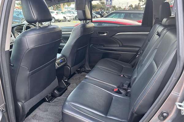 2017 Toyota Kluger Grande GSU55R