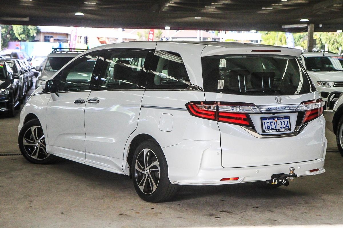 2017 Honda Odyssey VTi-L 5th Gen