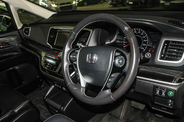 2017 Honda Odyssey VTi-L 5th Gen