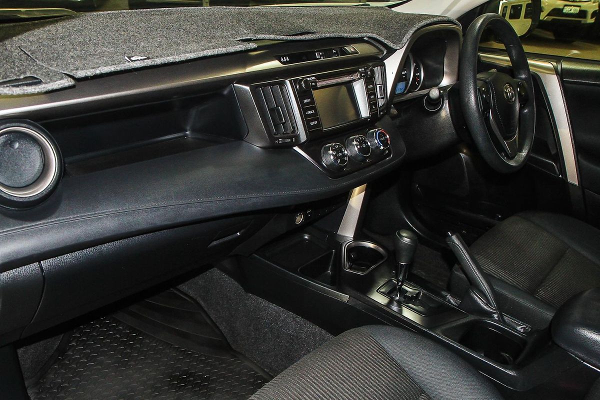 2016 Toyota RAV4 GX ZSA42R