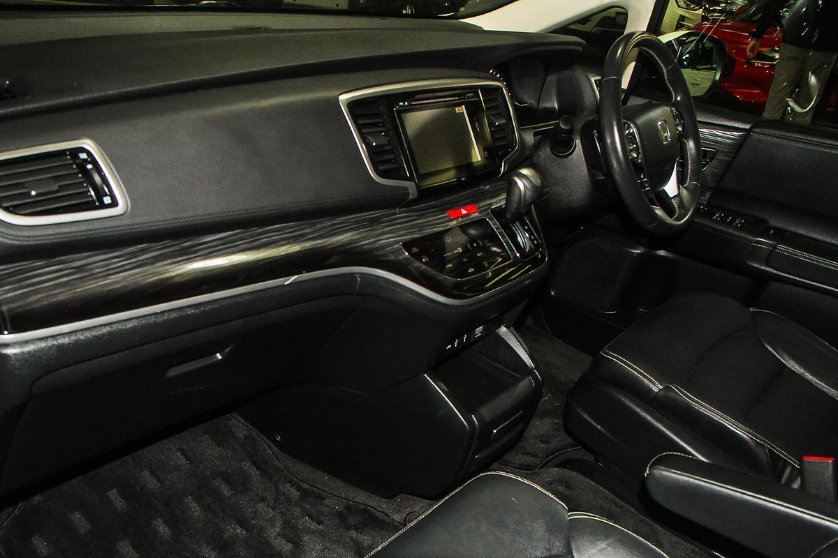 2017 Honda Odyssey VTi-L 5th Gen