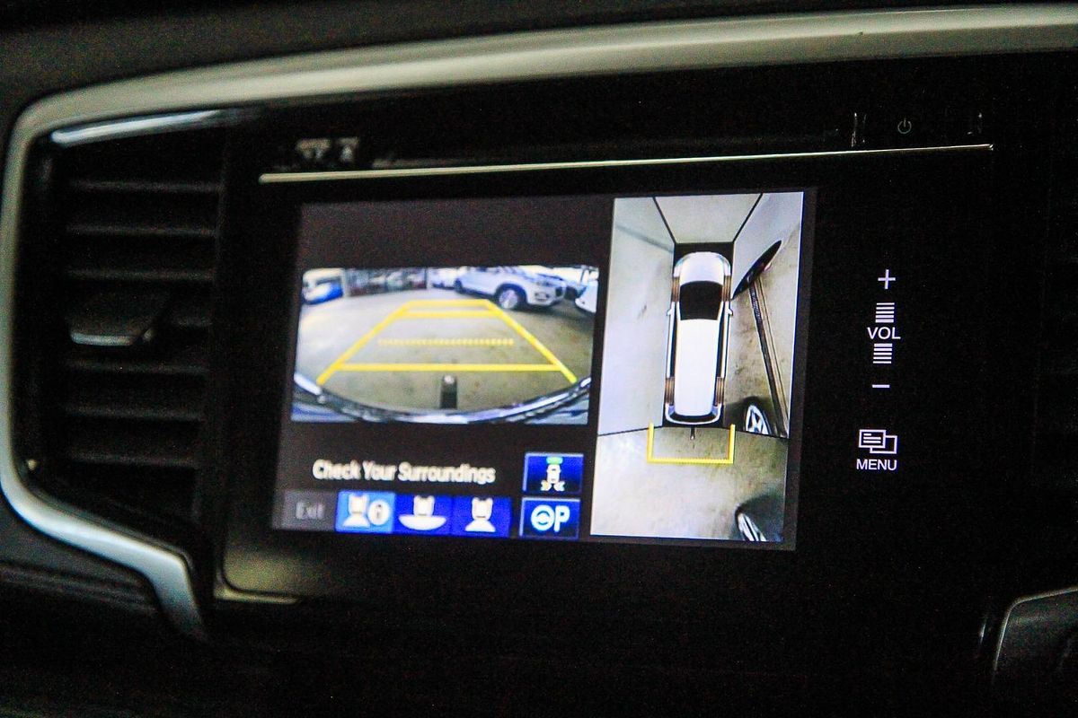 2017 Honda Odyssey VTi-L 5th Gen
