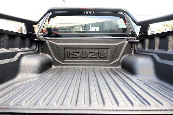 2024 Isuzu D-MAX BLADE 4X4