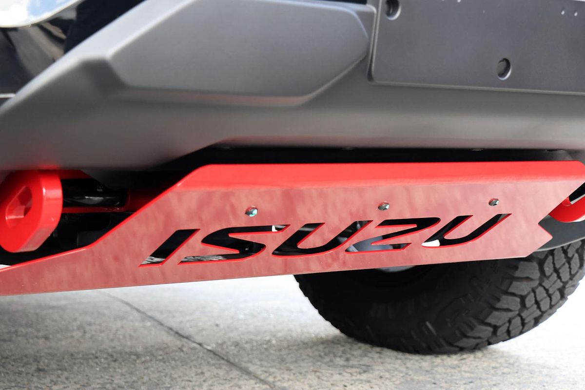 2024 Isuzu D-MAX BLADE 4X4