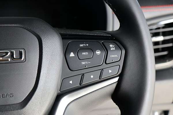 2024 Isuzu MU-X X-TERRAIN