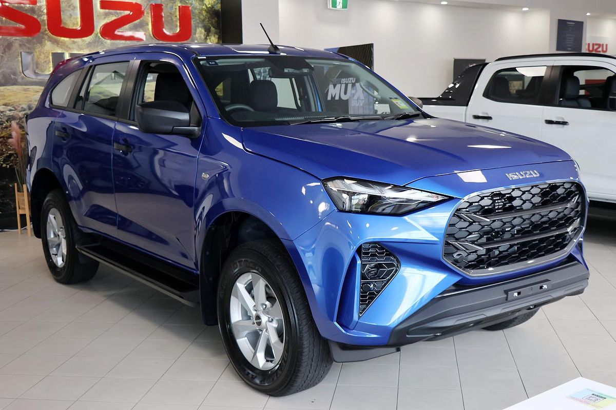 2025 Isuzu MU-X LS-M